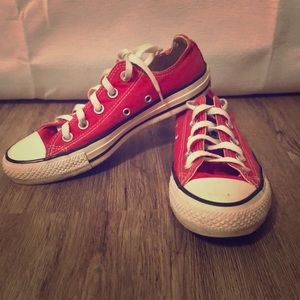 Red converse
